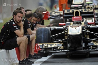 F1: Kispados szerelők Indiában