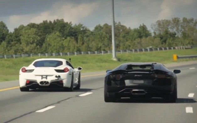 Lamborghinit aláz a turbós Ferrari