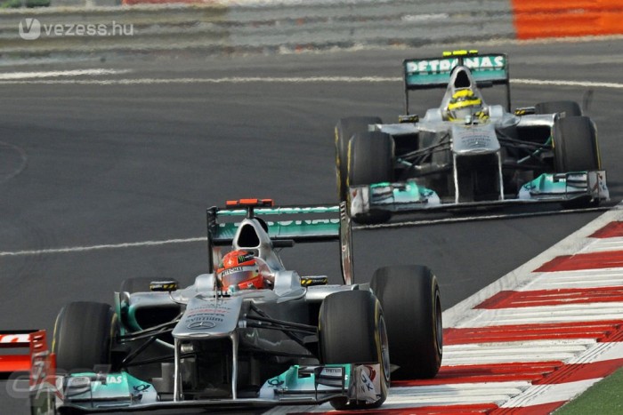 F1: Schumachert kikészítik a vibrációk