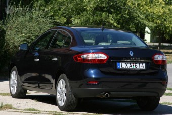 Nagy, benzines, mégsem zabál