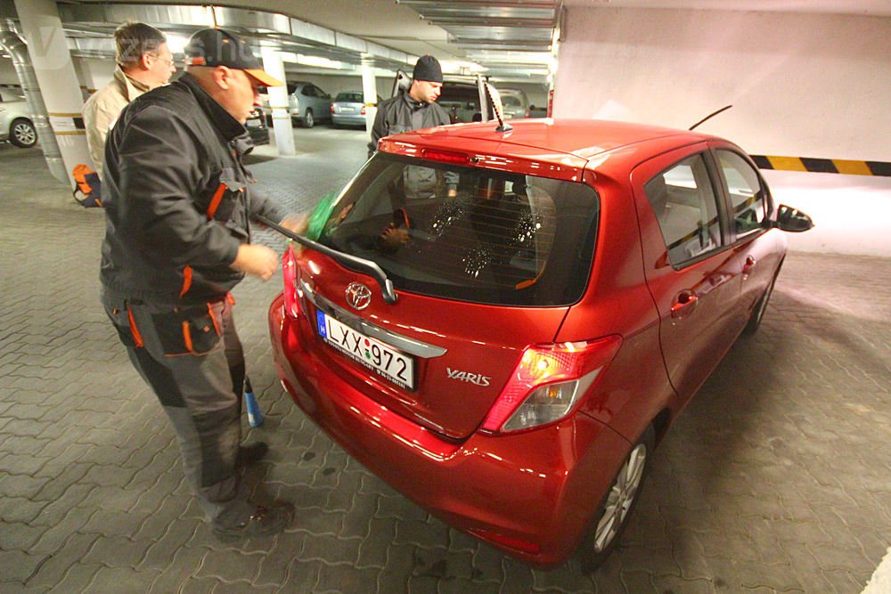 Nagyon kevés anyag és alapos munka