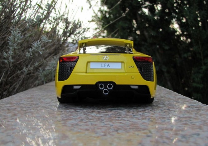 Meghallgatnám, hogy hogyan dalol az a három kidörgő