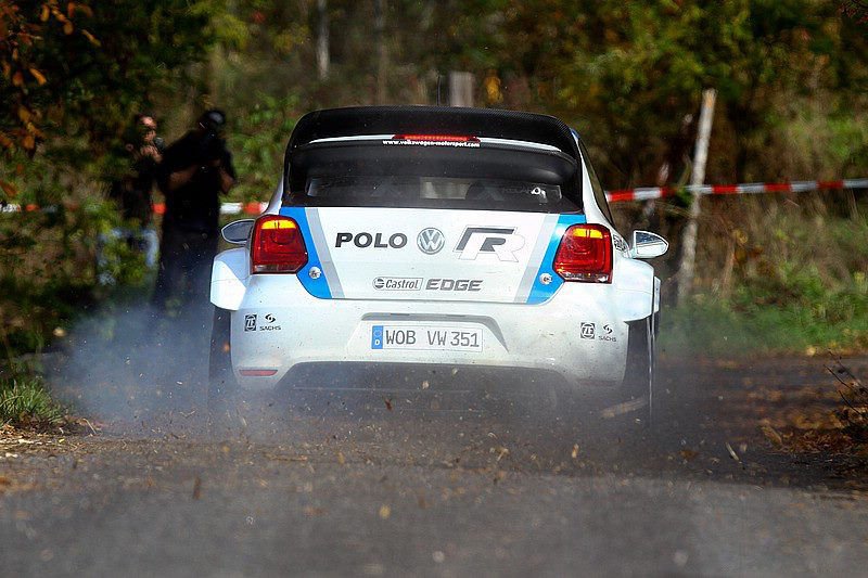 Carlos Sainz tesztelte a Polo WRC-t 5