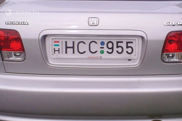 Kik autózhatnak szmogriadó idején? 6 | Vezess A hatszögletű matricát kell figyelni