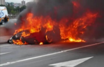 Újabb Ferrari égett porrá