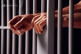 Börtön rendőrvesztegetésért