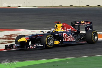 F1: Vettel a szobája alatt alagutazhat