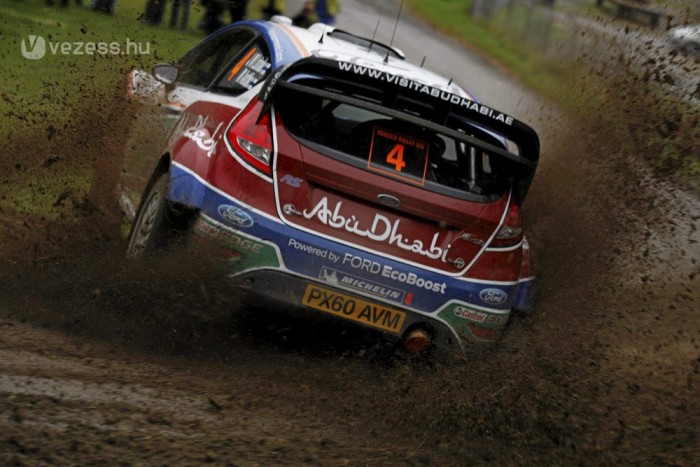 Hirvonen máris bajban a Wales-ralin 7