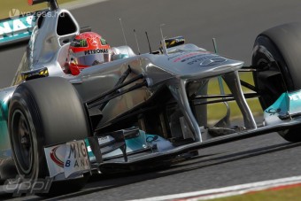 F1: Schumacher újraszerződött?