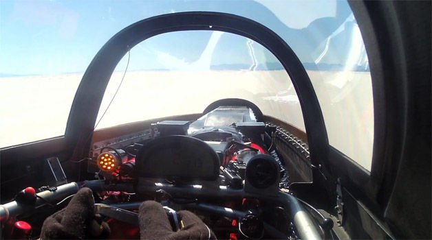 743 km/h-t tud a sebesség démona