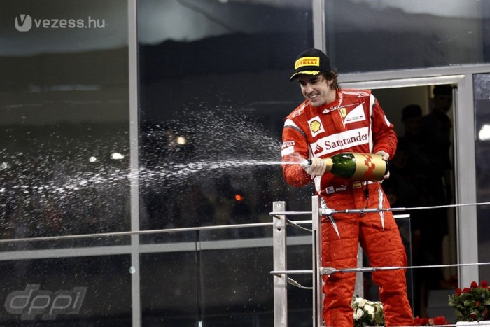 Alonso: Nem rossz a Ferrarinál! 6