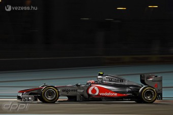 F1: Button KERS nélkül hozta a dobogót