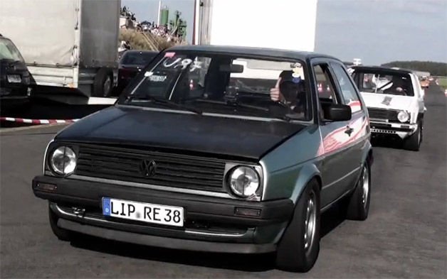 Szakadt Golf, ami lenyomja a Bugattit