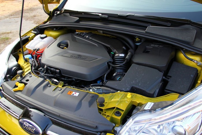 Már megint egy Focus! 8 | Vezess A Ford svájci bicskája ez a blokk, minden helyzetben jól használható