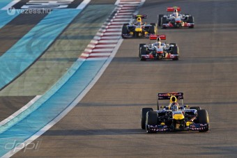 F1: Nem a Pirelli miatt esett ki Vettel