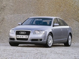 Nem csak a gazdasági válságon múlik