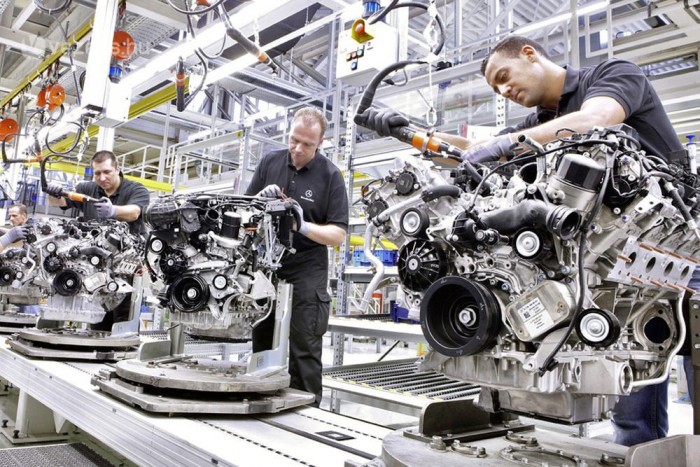 Gigapénzen újul a Merci-központ
