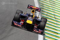 F1: Vettel történelmet írt az időmérőn 21