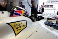 F1: Vettel történelmet írt az időmérőn 26