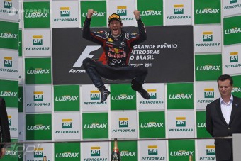 F1: Nem hisznek Webber tiszta győzelmében