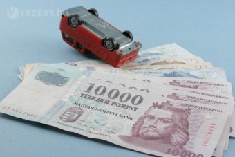 20 milliárdot spóroltak az autósok