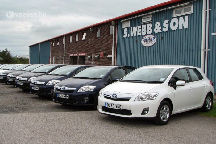 Kilábal nehézségeiből a Toyota 6