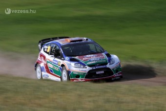 Haladékot kapott a Ford és a MINI