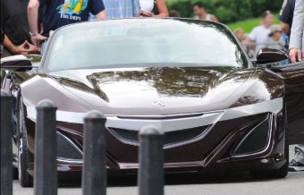 Hibrid Honda a Porsche ellen?