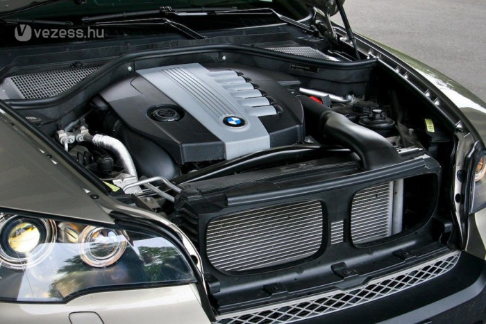 Megkapja a BMW dízeleket a Toyota