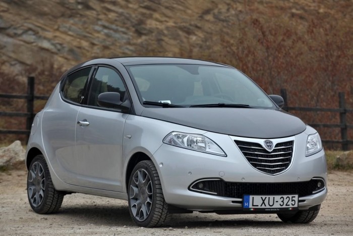 Végre egy igazán rossz autó 7 | Vezess Szemből még csak-csak, idomtalan, de nem zavaróan