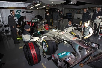 F1: Rosszul tesztelt a Mercedes