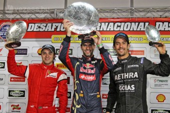 Alguersuari nyerte Massa gokartversenyét