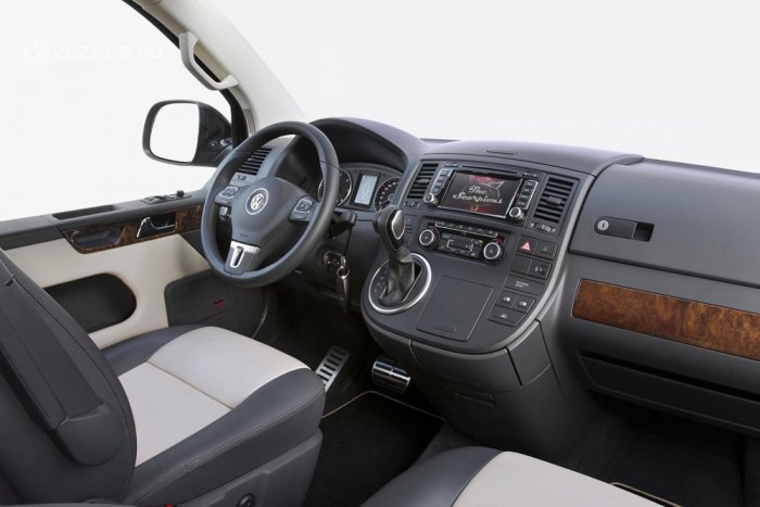 Luxusteherautó 26 millióért 7