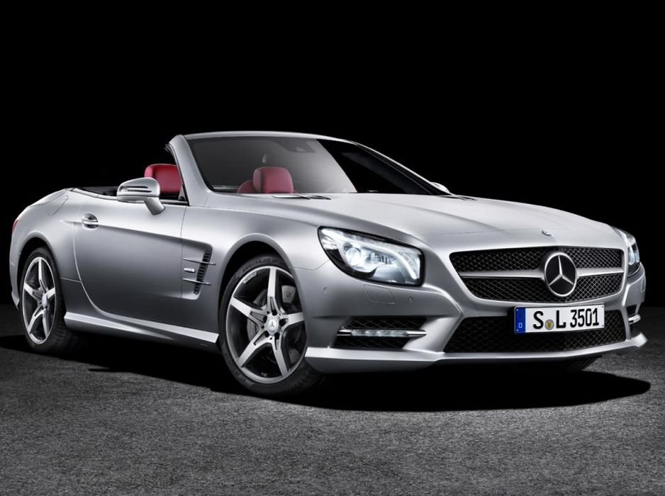 Leplezetlenül az új Mercedes SL 7