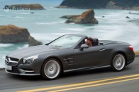 Leplezetlenül az új Mercedes SL 49