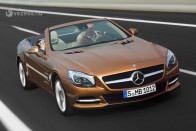 Leplezetlenül az új Mercedes SL 56