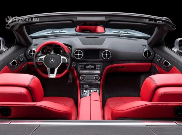 Leplezetlenül az új Mercedes SL 7