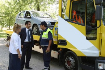 Fiattal nyugodtan lerobbanhat