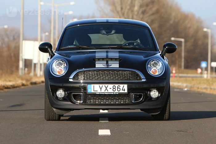 Irigykednek, vagy hülyének néznek benne? 7 | Vezess Nem mindennapi a motorhangja sem