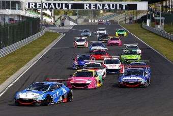 Amatőrökkel bővít a Hungaroring