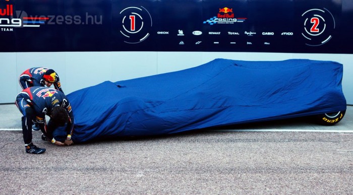 F1: Az interneten érkezik a címvédő autó 2 F1: Az interneten érkezik a címvédő autó 2