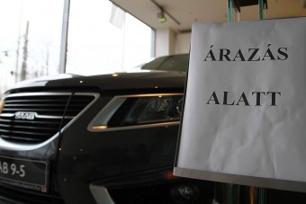 Lehet fél áron Saabot venni?