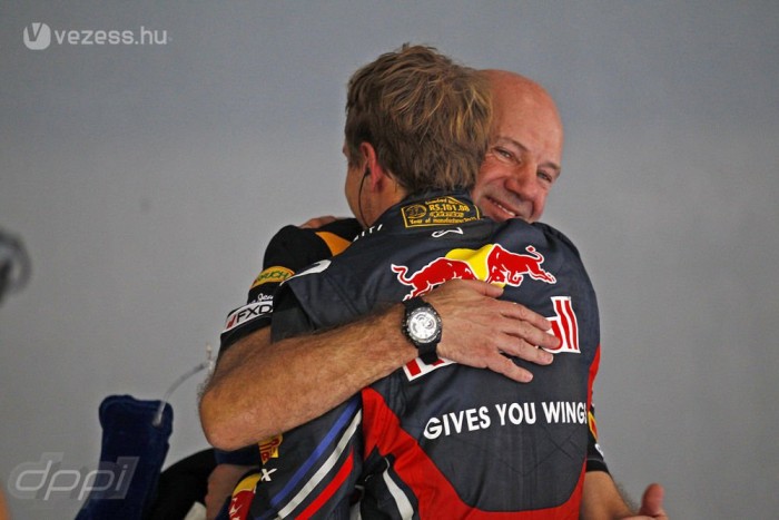 F1: Vettel még tökéletesebb lesz