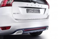 2,3 litert fogyaszt a hibrid Volvo XC60 20