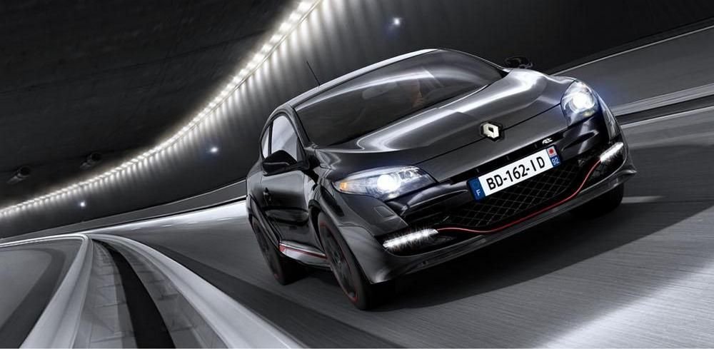 Új Renault Mégane: 3,8 l/100km 9