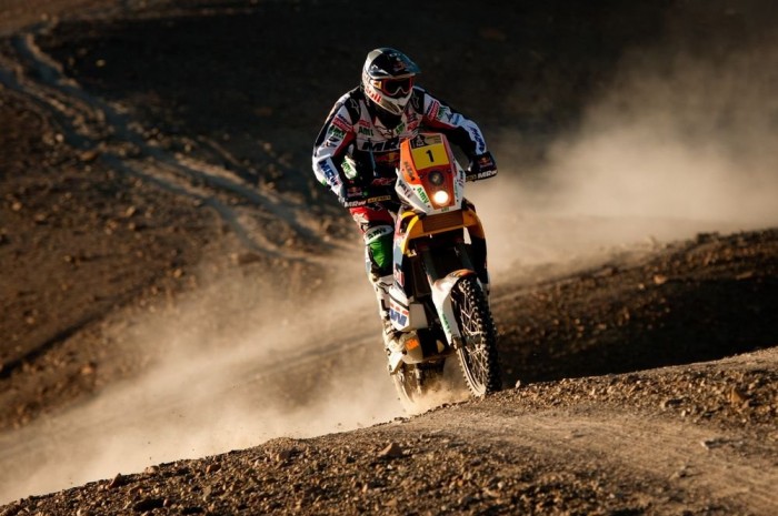 Szalay remekelt, a címvédő kiesett a Dakaron 7 | Vezess Szalay remekelt, a címvédő kiesett a Dakaron 7