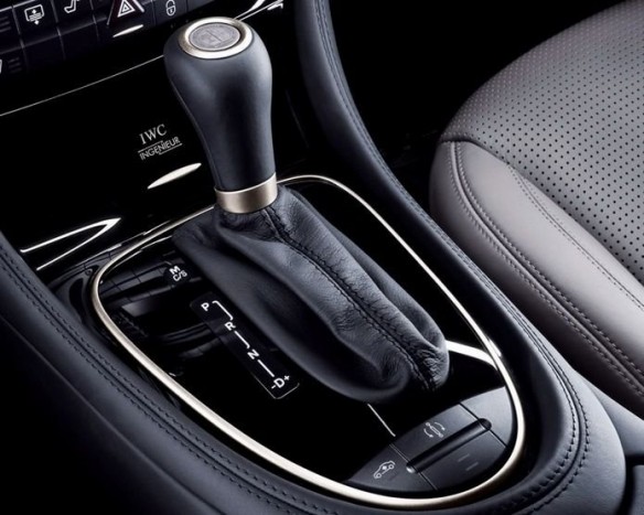 Kicselezhető az övhasználat? 7 | Vezess Az automata váltóval sok gond lehet, körültekintően válasszunk, ha mindenképp ilyet akarunk