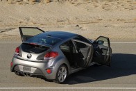 Turbóval erősít a Hyundai Veloster 10