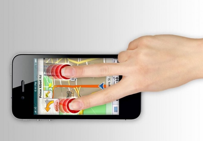 Navigálj több ujjal!