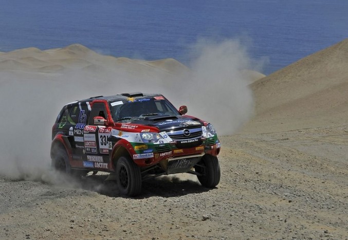 Közel a győzelemhez Peterhansel és Despres 10